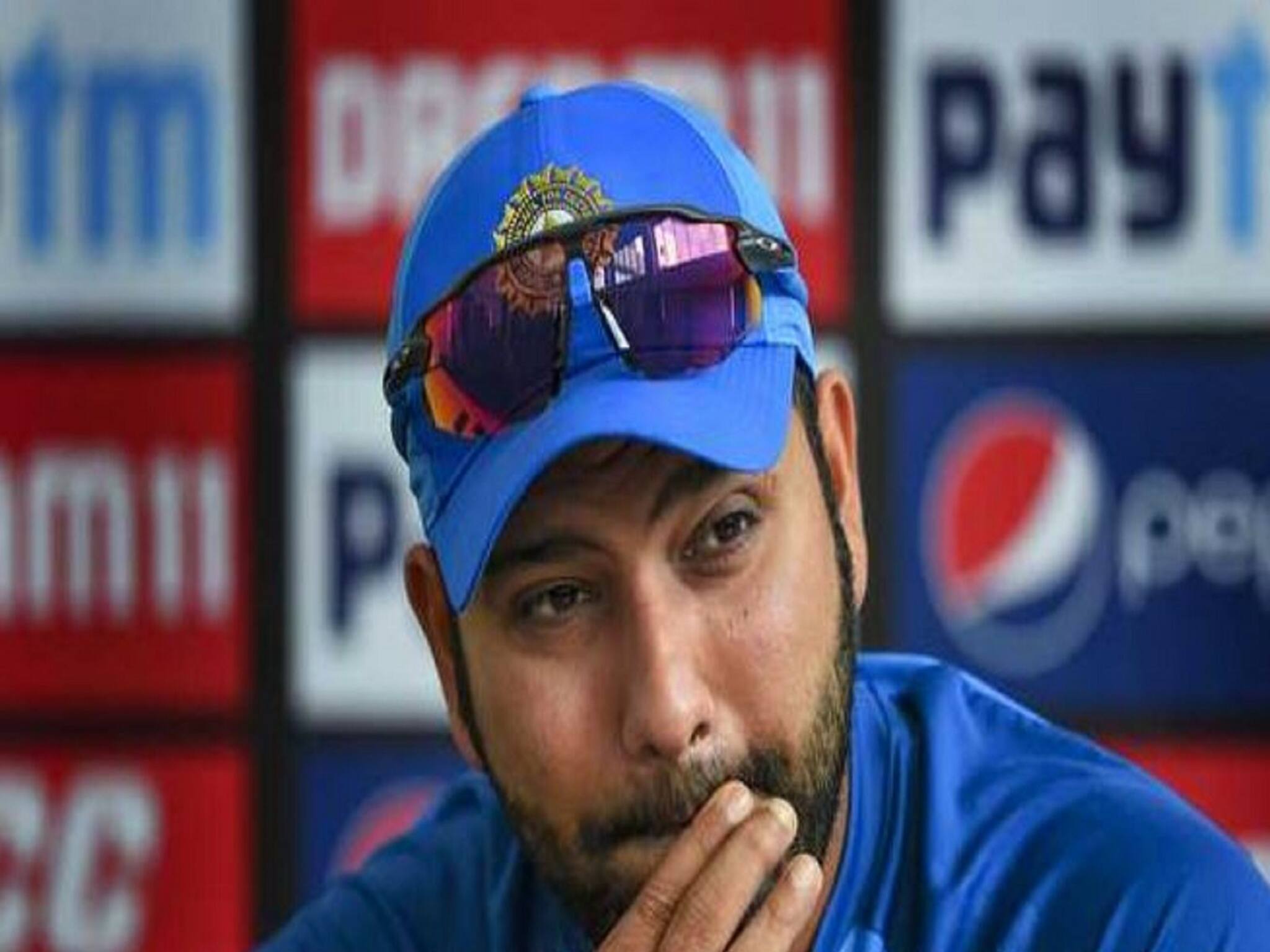 Ind vs NZ: দ্রাবিড় সামনে মুখ ফেরাতেই Mohammed Sirajকে চড় মারলেন Rohit Sharma! Viral Video