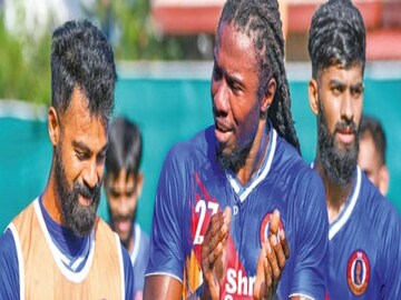 প্রথম ম্যাচে ইস্টবেঙ্গলকে জয় এনে দিতে পারবেন চিমা ?