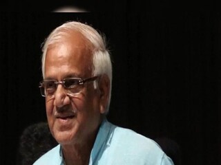 খড়দহে এগিয়ে রয়েছেন শোভনদেব চট্টোপাধ্যায়।