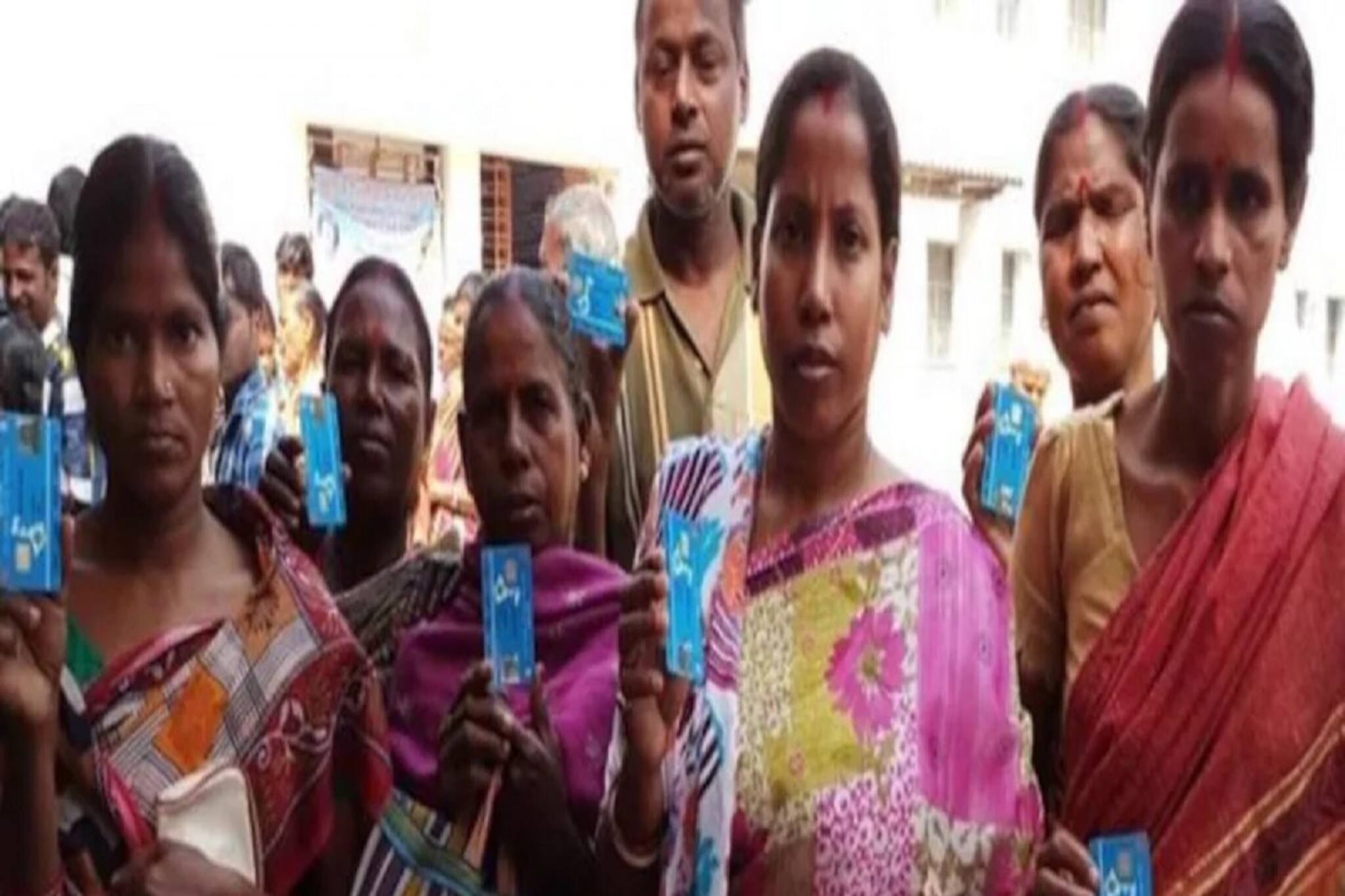 স্বাস্থ্যসাথী কার্ড নিচ্ছে না হাসপাতাল? তখনই অভিযোগ জানান! চালু টোল ফ্রি নম্বর