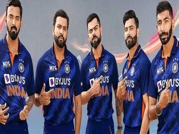বিরাটের পক্ষে এবং বিপক্ষে দুটো লবি কাজ করছে, বলছেন শোয়েব