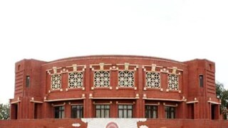 (Image Source: IIM Lucknow/Facebook)