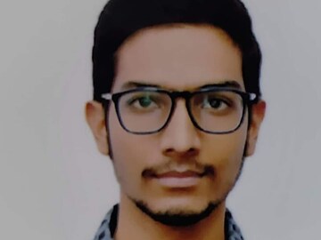 NEET 2021 TOPPER ANIRUDDHA DAS