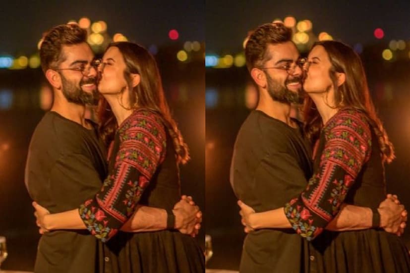 বিরাট (Virat Kohli)-অনুষ্কার (Anushka Sharma) সংসার আলো করে ভামিকার (Vamika, daughter of Virat Kohli) উপস্থিতি ৷ এক মেয়েকে নিয়েই তাঁদের ছোট্ট সংসার যেন ভরে উঠেছে অপার সংসারে ৷ ছবি সৌজন্যে ইনস্টাগ্রাম ৷
