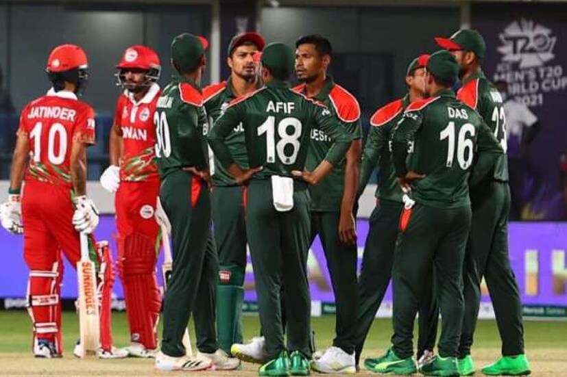 খুব খারাপ সময়ের মধ্যে দিয়ে যাচ্ছে বাংলাদেশ ক্রিকেট। চলতি টি-২০ বিশ্বকাপের সুপার টুয়েলভ-এর একটি ম্যাচেও জিততে পারেনি মাহমুদুল্লাহর দল। এবারের মতো বাংলাদেশের ক্রিকেটাররা শূন্য হাতেই দেশে ফিরবেন।