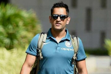 'সূর্যবংশী' সিনেমায় মহেন্দ্র সিং ধোনি! এবার কি তা হলে বলিউডে পা রাখলেন এমএস?