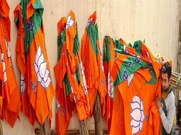 পুরভোটে বিপর্যয় নামল গেরুয়া শিবিরে৷ ফাইল ছবি৷