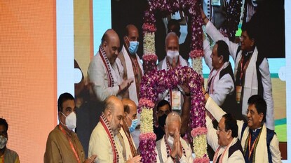 মোদিতেই আস্থা... মোদিতেই আস্থা...