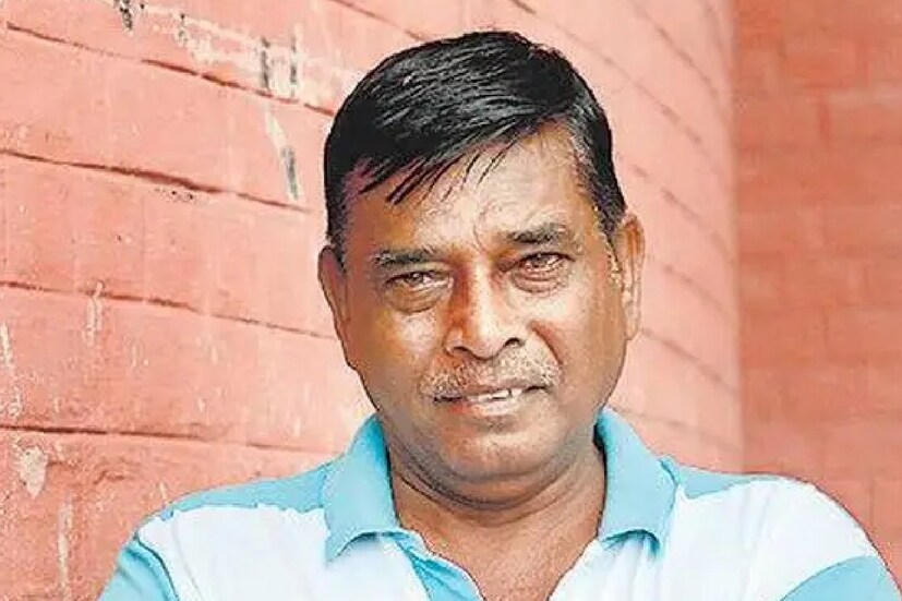 ভারতীয় ক্রিকেটে তাঁর অবদান এক কথায় স্বীকার করবেন যে কেউ। সেই তারক সিনহা চলে গেলেন ক্যানসারের কাছে হেরে। শোকস্তব্ধ ভারতীয় ক্রিকেট সমাজ।