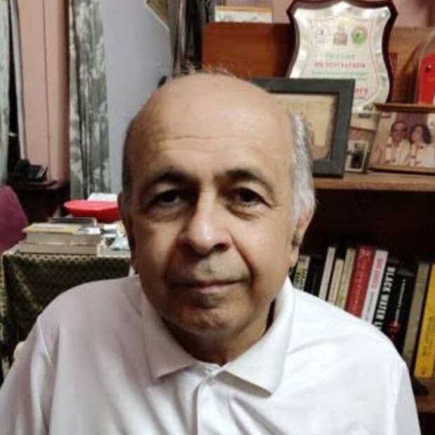 ৬৮ বছর বয়সে জীবনাবসান হল নভি কাপাডিয়ার। স্নায়ুজনিত সমস্যায় ভুগছিলেন তিনি।