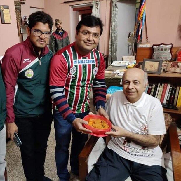 দিল্লি বিশ্ববিদ্যালয়ের তত্ত্বাবধানে এসজিবিটি কলেজের অধ্যাপক হিসাবেও দায়িত্ব পালন করেছেন নভি কাপাডিয়া। ফুটবল নিয়ে একাধিক বই লিখেছেন তিনি।