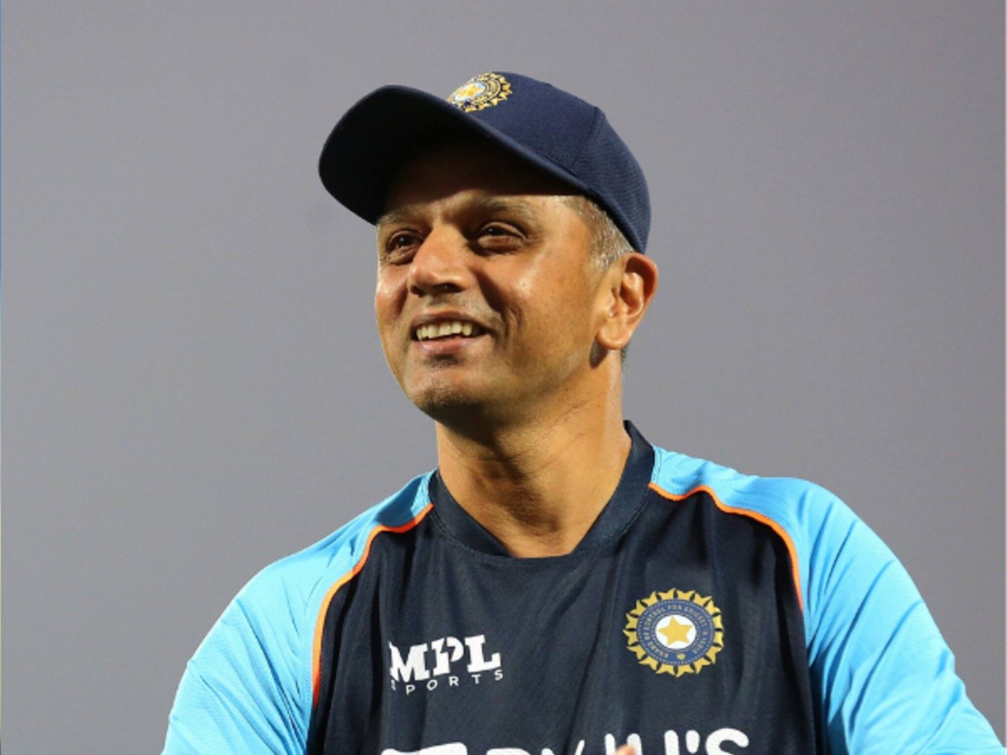 Rahul Dravid: দায়িত্ব পেলে প্রথম ম্যাচ হারেন না রাহুল দ্রাবিড়, বহু বছরের এই রেকর্ড এবারও ভাঙল না