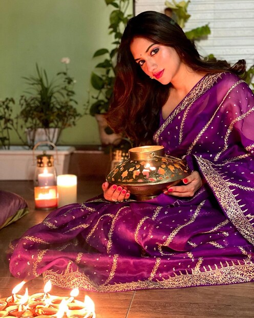 *এমনকি ছবির শুটিংয়ে নুসরত এবং যশ দু'জনে কাশ্মীর উড়ে গেলেও কলকাতাতেই ছিল দু-মাসের ছোট্ট ঈশান। সম্ভবত সেই সময় চলে এল। ছবিঃ ইনস্টাগ্রাম। 