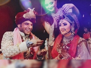 করণ-তেজস্বী বিয়ে করলেন বিগবসের ঘরেই? মুহূর্তে ভাইরাল ছবি 