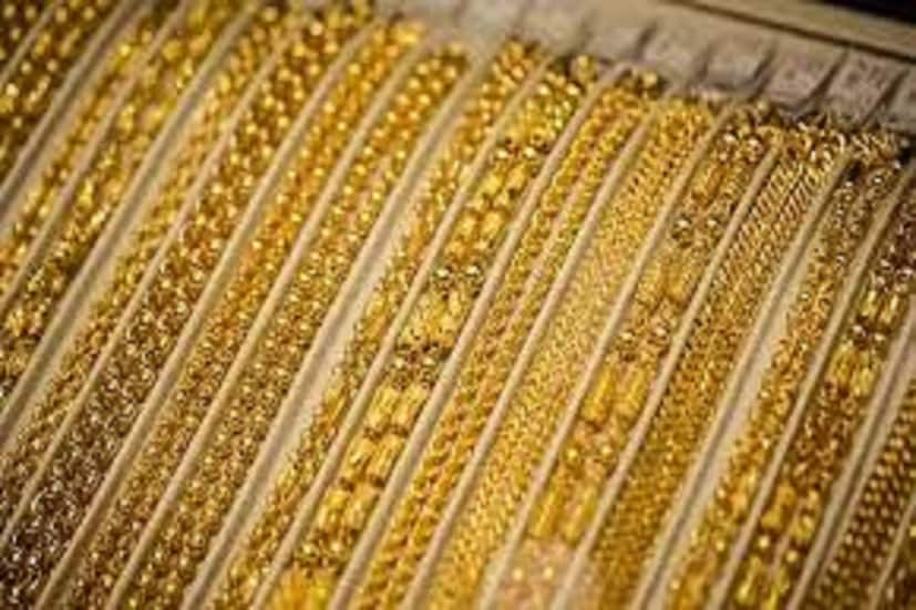 ২২ ক্যারাটের পাশাপাশি ২৪ ক্যারাট সোনার দামের (Gold Price Today) ক্ষেত্রেও পতন লক্ষ করা গিয়েছে ৷ প্রতীকী ছবি ৷
