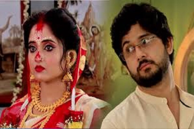 মিঠাই ধারাবাহিকের (The most popular Daily Soap of Bengali Television of Mithai) সাম্প্রতিক প্রোমোতে দেখতে পাওয়া গিয়েছে মিঠাই রান্না করেছে ৷ এক নতুন ধরনের রান্না খেয়েই পাগল হয়ে গিয়েছেন সিড ৷  সেই রান্না খেয়ে সিদ্ধার্থ না জেনেই বলেছেন বাড়ির সবার সামনে বলেছেন যে রান্না করেছে তার হাতে চুমু খেতে ইচ্ছা করছে ৷ সংগৃহিত ছবি ৷ 