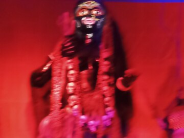 প্রেতদের সঙ্গে সাক্ষাৎ হওয়ার পরে মিলছে মায়ের দেখা! গড়িয়া শ্মশানের পুজোয় বিশেষ আকর্ষণ 