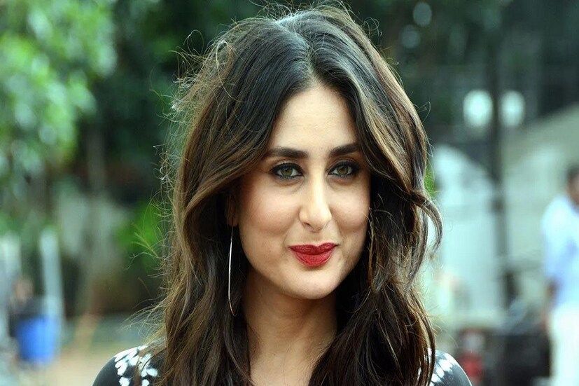  সইফ আলি খানে সঙ্গে সেই ছবিতে অভিনয় করেছেন রানি মুখোপাধ্যায় ৷ অন্যদিকে করিনা কাপুর খানের (Kareena Kapoor Khan) পরবর্তী ছবি লাল সিং চাড্ডা (Lal Singh Chadda) মুক্তি এখনও পায়নি ৷ অনেকদিন পরে আমির খানের (Aamir Khan) সঙ্গে অভিনয় করতে দেখতে পাওয়া যাবে করিনাকে ৷ ছবি সৌজন্যে ইনস্টাগ্রাম ৷