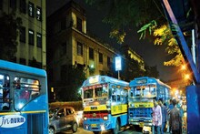 বাইপাসে দুই বাসের রেষারেষি, মারাত্মক দুর্ঘটনা! আশঙ্কাজনক ২