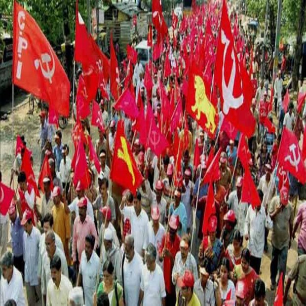 এছাড়াও, ছোট বড় বেশ কিছু মিছিল কলকাতার বিভিন্ন প্রান্ত থেকে ধর্মতলায় পৌঁছয় ৷ সোমবার রাতের মধ্যে বিভিন্ন জেলা থেকে বহু কর্মী-সমর্থক বাম ছাত্র-যুবদের রাজ্য অফিস দীনেশ মজুমদার ভবনে পৌঁছন। তাঁরাও পরিকল্পনামাফিক এই তিনটি মিছিলে অংশ নেন।