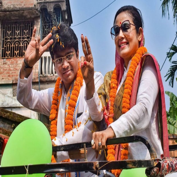 উল্লেখ্য, সদগুরু বিজয়কৃষ্ণ সেবা সমিতির সভাপতি ব্রজকিশোর গোস্বামী। এবারই রাজনীতিতে হাতেখড়ি হয় তাঁর। তবে মমতা বন্দ্যোপাধ্যায়কে নিরাশ করলেন না তিনি। প্রথমবার ভোটের ময়দানে নেমে বিজেপির জেতা আসন ছিনিয়ে নিলেন এই প্রার্থী।