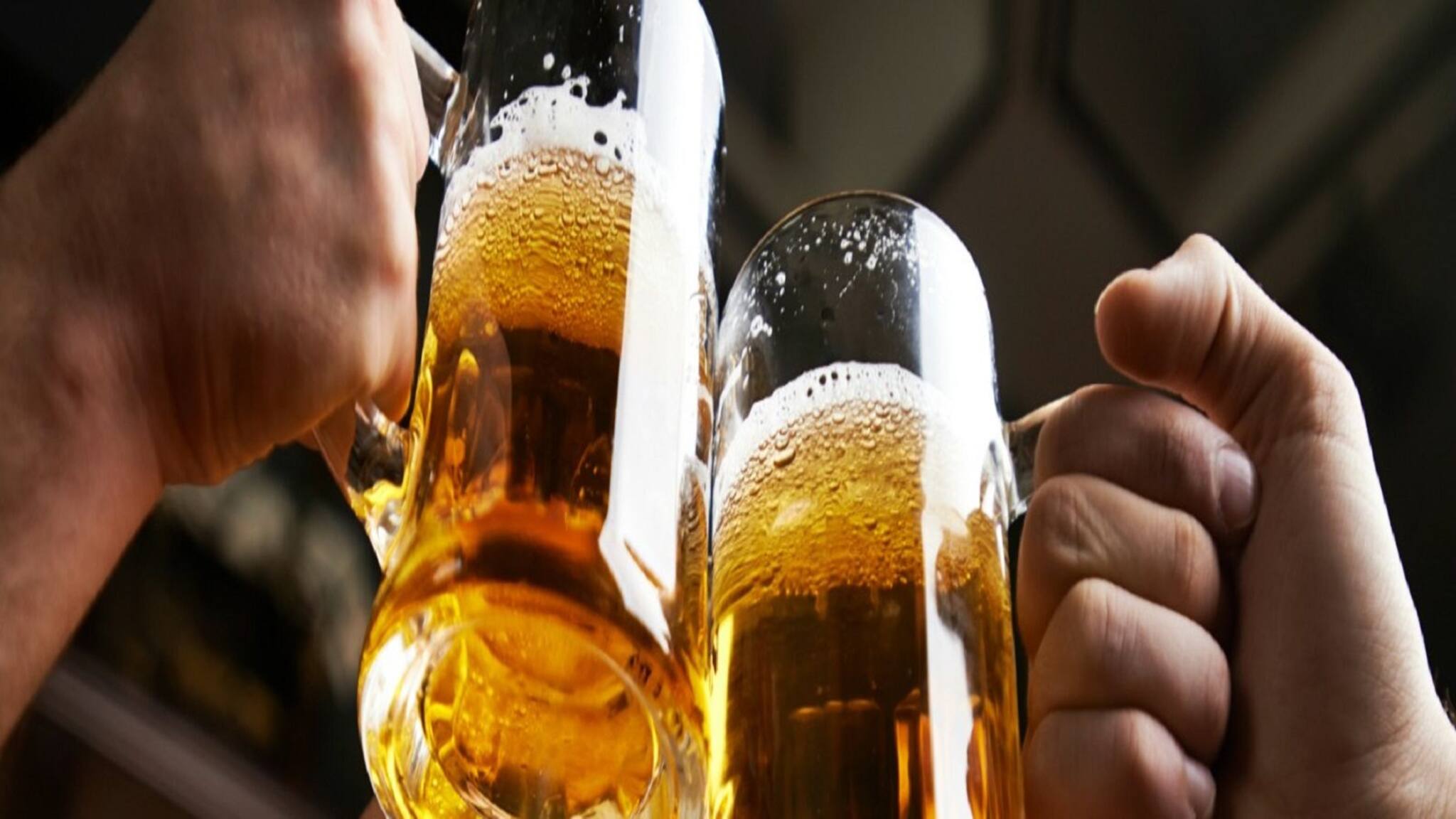 Healthier Alcoholic Drinks: মদও স্বাস্থ্যকর! বিয়ার বা ককটেল ছেড়ে এইগুলি বেছে নিন, ক্ষতি হবে অনেকটা কম