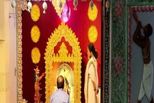উপোস করে নিজে হাতে ভোগ রান্না, বাড়ির কালী পুজোয় ব্যস্ত মমতা বন্দ্যোপাধ্যায়...