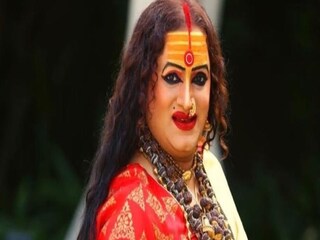 সামাজিক বাধার বিরুদ্ধে লড়াইয়ে লক্ষ্মী 