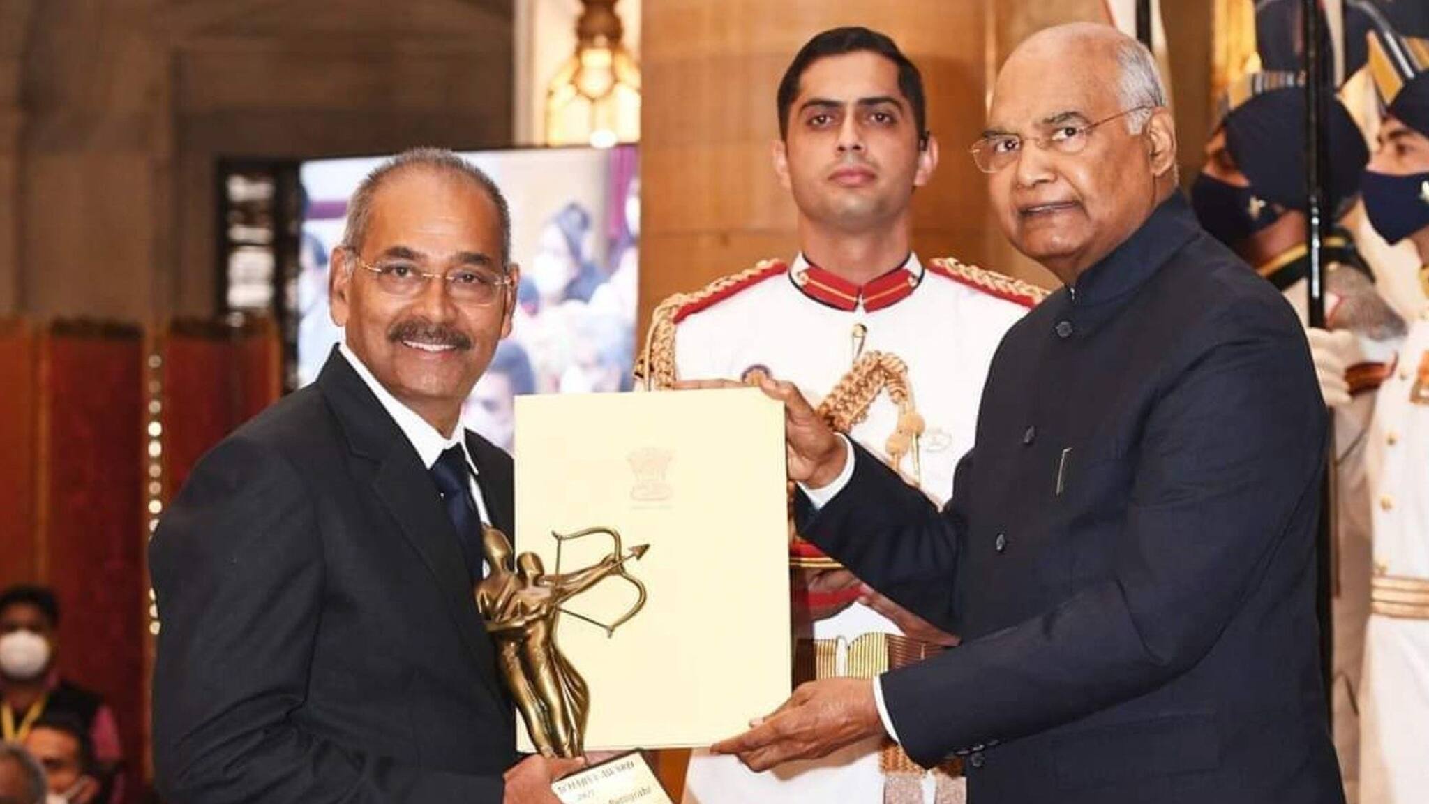 Dronacharya Tapan Panigrahi: দ্রোনাচার্য পুরস্কারে ভূষিত বাংলার সাঁতার কোচ, মহিষাদলের নাম উজ্জ্বল করলেন তপন পানিগ্রাহী