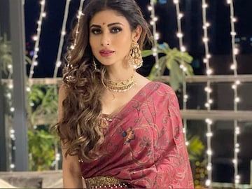 বিয়ে করছেন মৌনী রায়! গ্র্যান্ড রিসেপশন বাংলার কোচবিহারে 