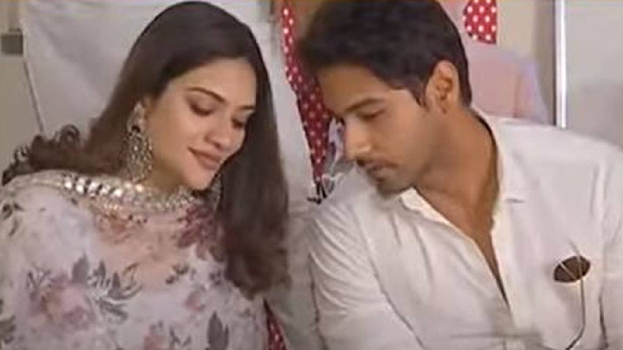 Nusrat Jahan | Yash Dasgupta: বিয়ের সেটে শ্যুটিং! নতুন ছবির কাজ শুরু করলেন নুসরত-যশ