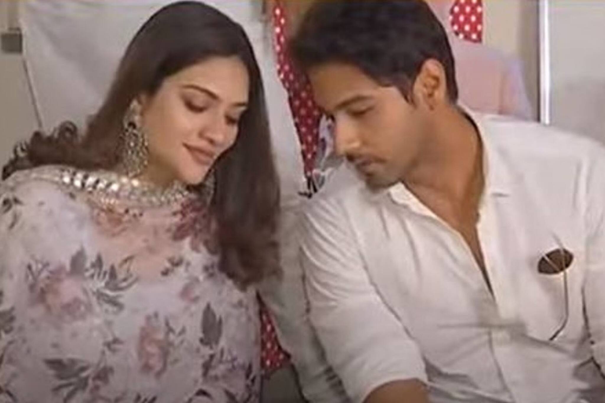 বিয়ের সেটে শ্যুটিং! নতুন ছবির কাজ শুরু করলেন নুসরত-যশ