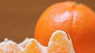 কমলালেবুর খোসা একটি ভালো টোটকা এর জন্য। কমলা লেবুর খোসা আঁচিলের উপর আলতো হাতে ঘসলে উপকার পেতে পারেন। কমলালেবুর খোসা একটি ভালো টোটকা এর জন্য। কমলা লেবুর খোসা আঁচিলের উপর আলতো হাতে ঘসলে উপকার পেতে পারেন।