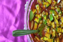 নষ্ট হয়ে যাচ্ছে সাধের আচার? অনেক দিন তরতাজা রাখতে মেনে চলুন এই সহজ নিয়মগুলো নষ্ট হয়ে যাচ্ছে সাধের আচার? অনেক দিন তরতাজা রাখতে মেনে চলুন এই সহজ নিয়মগুলো