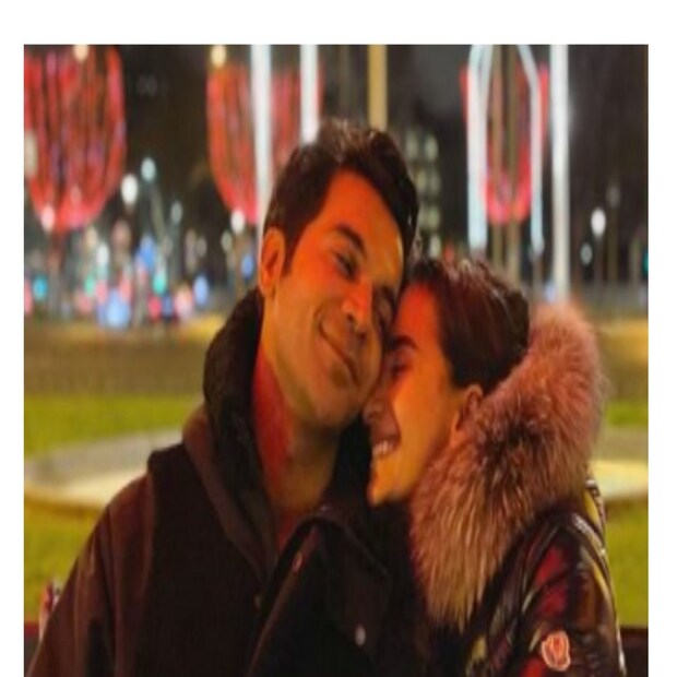 আগেই বলিউডের গুঞ্জনে শোনা গিয়েছিল বলিউড অভিনেতা রাজকুমার রাও (Rajkumar Rao) এবং তাঁর দীর্ঘদিনের প্রেমিকা পত্রলেখা নাকি বিয়ে করতে চলেছেন। জানা গিয়েছিল, নভেম্বর মাসেই বিয়ে করবেন তাঁরা।