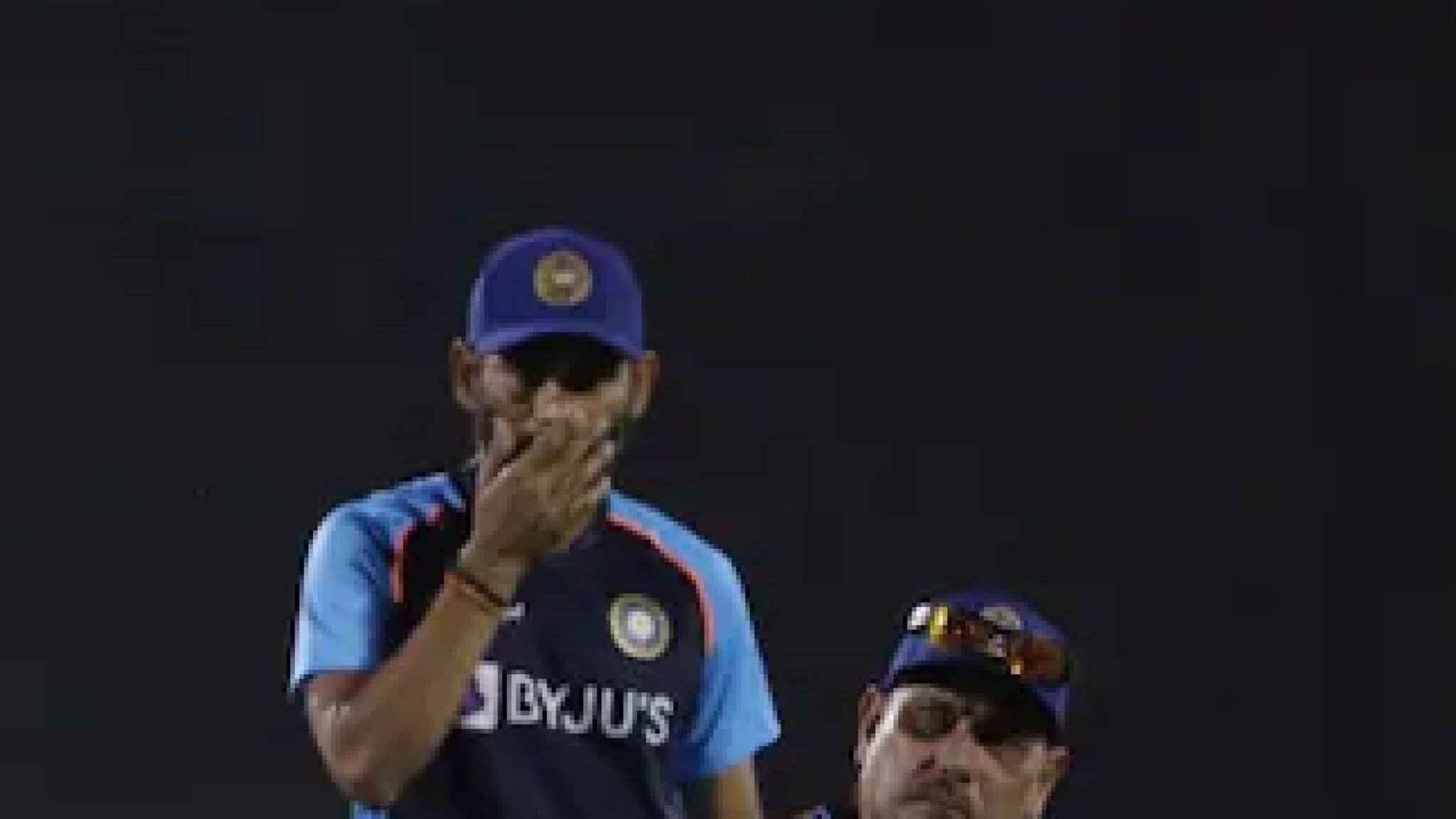 Mohammad Azharuddin On Ravi Shasri: 'রবি শাস্ত্রী সাংবাদিক বৈঠকে আসে না কেন?' বড় প্রশ্ন তুললেন আজহারুদ্দিন