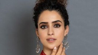 আকাশছোঁয়া দামের বাড়ি কিনলেন সানায়া! একই বিল্ডিংয়ে প্রতবেশী হৃতিক রোশন আকাশছোঁয়া দামের বাড়ি কিনলেন সানায়া! একই বিল্ডিংয়ে প্রতবেশী হৃতিক রোশন