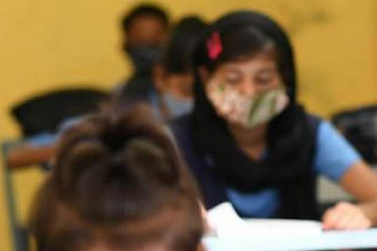 Corona Update In West Bengal: স্কুল খোলার পরের দিনই চিন্তা, এক ধাক্কায় রাজ্যে বেশ কিছুটা বাড়ল করোনা আক্রান্তের সংখ্যা