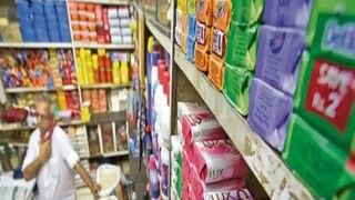 দাম বাড়ল সার্ফ-রিন বার-গায়ে মাখার সাবানের। সংগৃহীত ছবি। 