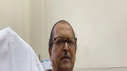 ফিরে এল কত কথা... ফিরে এল কত কথা...