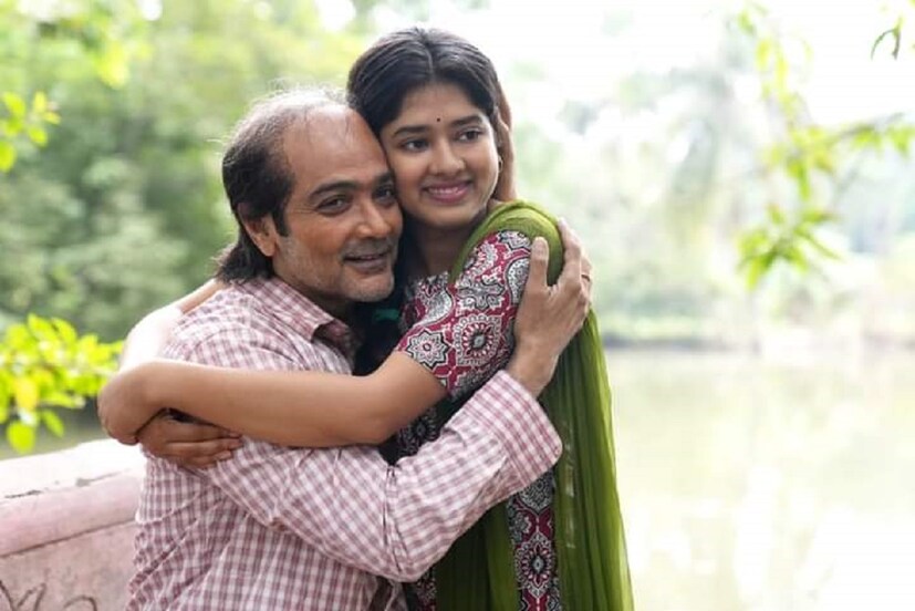 প্রসেনজিৎ আরও জানান, &quot; আমি তো জিতকে বললাম, আমার ভক্তরা ছবি দেখতে আসবে আমি জানি। কিন্তু তোমার অর্ধেক ভক্তের সংখ্যাও যদি আসে, এই ছবি সুপারহিট।&quot;