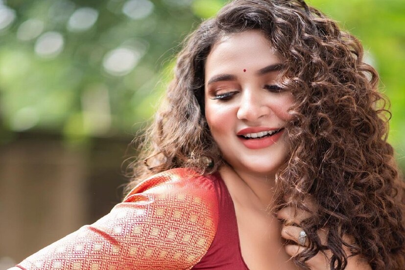 শুভশ্রী গঙ্গোপাধ্যায়। টলিউডের সব থেকে উজ্জ্বল নক্ষত্র। আজ তাঁর জন্মদিন। প্রিয় অভিনেত্রীর জন্মদিনে ভক্তরা আগে থেকেই শুরু করেছেন শুভেচ্ছা জানানো। (Image: Instagram)