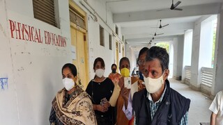 ত্রিপুরায় শুরু ভোট ত্রিপুরায় শুরু ভোট