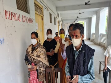 ত্রিপুরায় শুরু ভোট