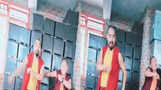 হিন্দি হিট গানের তালে বৌদ্ধ সন্ন্যাসীদের নাচ। 