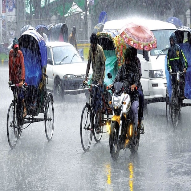 জানা গিয়েছে, সোমবার সপ্তাহের শুরুর দিনে ফের বৃষ্টির সম্ভাবনা রয়েছে। উপকূলের তিন জেলায় হালকা বৃষ্টির সম্ভাবনা থাকলেও আগামী দুদিন মনোরম আবহাওয়া থাকবে। মেঘলা আকাশে বাড়বে রাতের তাপমাত্রা।