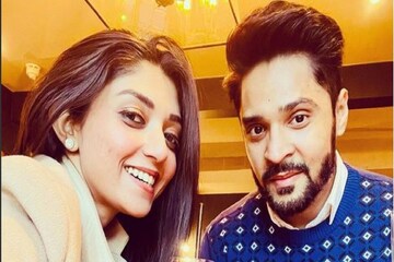 ১০ দিন বাদেই গৌরব-দেবলীনার প্রথম বিবাহবার্ষিকী, উদযাপন শুরু এখনই, দেখুন ছবি