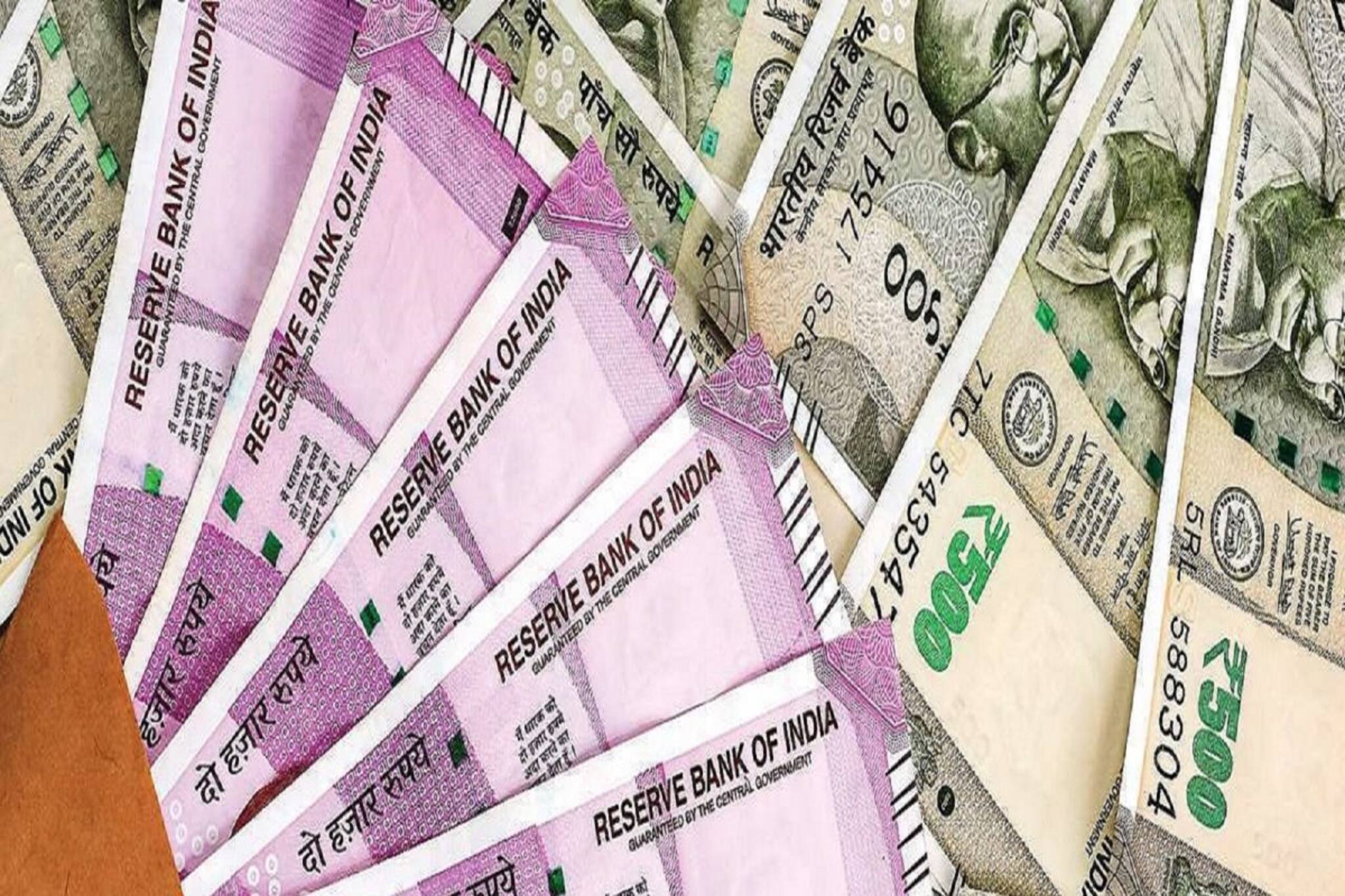 লক্ষ লক্ষ পেনশনভোগীদের জন্য বিরাট খবর! বাড়ছে টাকা? বড় সিদ্ধান্তের পথে কেন্দ্র