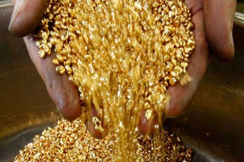 কলকাতায় সোনার দাম (Kolkata Gold Price Today) পাল্লা দিয়ে কমেছে ২২ ও ২৪ ক্যারাট সোনার দাম ৷ প্রতীকী ছবি ৷