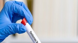 চিকিৎসক ও স্বাস্থ্যকর্মীদের একাংশ সতর্ক করছেন, ওমিক্রনের কারণে দেশে শীঘ্রই একটি বড় স্বাস্থ্য সংকট দেখা দিতে পারে। উল্লেখ্য, কিছুদিন আগেই সংবাদ সংস্থা এএনআই সূত্রকে উদ্ধৃত করে প্রকাশ করেছিল, ভারতে ডেল্টাকে সরিয়ে ডমিনেন্ট হয়ে উঠে আসতে শুরু করেছে ওমিক্রন। ওমিক্রনে আক্রান্তের বাস্তব পরিসংখ্যান আরও বেশি হওয়ার সম্ভাবনা।